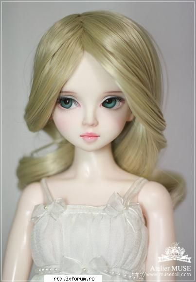 asta-a zecea muse dolls