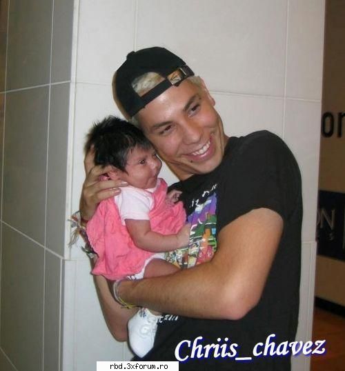 rbd:la familia game parere avetzi asta     chris: arata poza..na ..da asta tau:o?