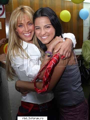 first poza annie dul scena