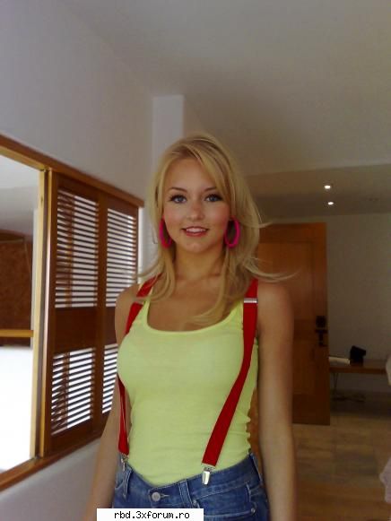 rbd familia [joc] vico iese din buc neatza annie