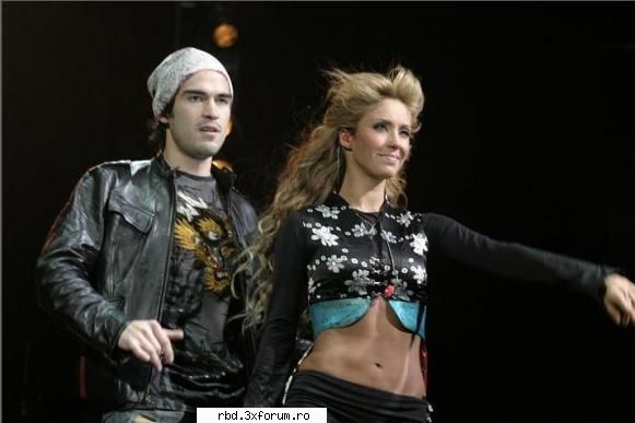o poza cu poncho si mia din rebelde be first