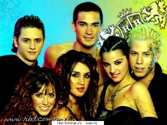 vreau o poza cu anahi si cu dulce in clase 406 be first