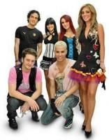 o poza cu anahi si be first