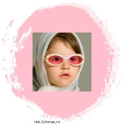 am facut si cateva bannere cu cleopatra stratan cand nu aveam ce face: :d  :zzz:  :zzz: bebe`s