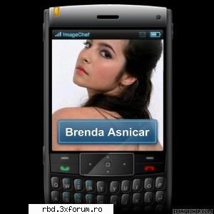 Brenda Asnicar - poop!ma duc sa pun poze la laura esquivel!mai pun - Muzica