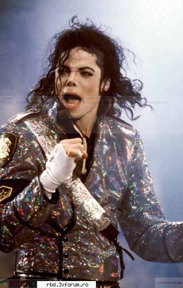 Michael Jackson - Multa lume dupa moarte lui Michael a devenit - Muzica