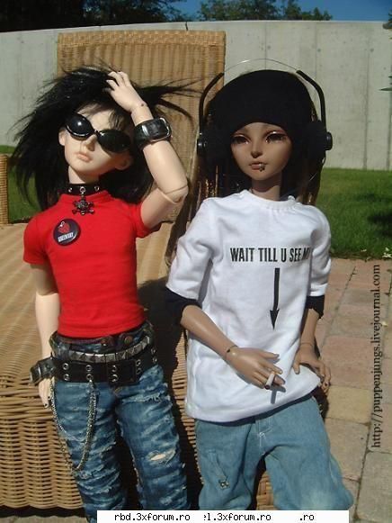Notă pentru poză - e sweet ii dau 10* papusile fratilor Kaulitz - Jocuri