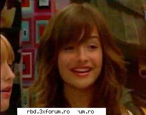 Patito feo - Miley Peace - TV
