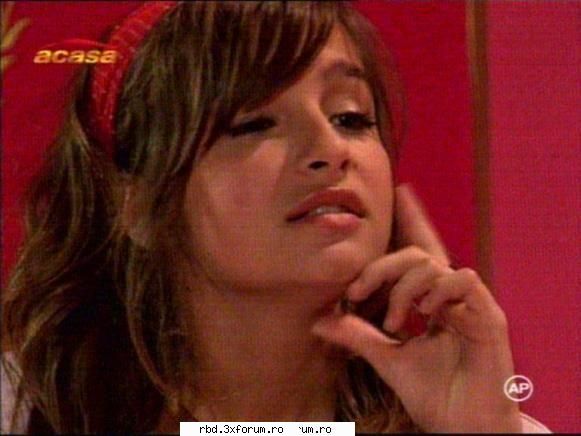 Patito feo - Miley Peace - TV