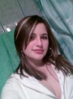 sa pon sh eram vopsita .app ma keama mihaela am 13 ani(ma deja) sh sper sa ne intelegem bn poze cu