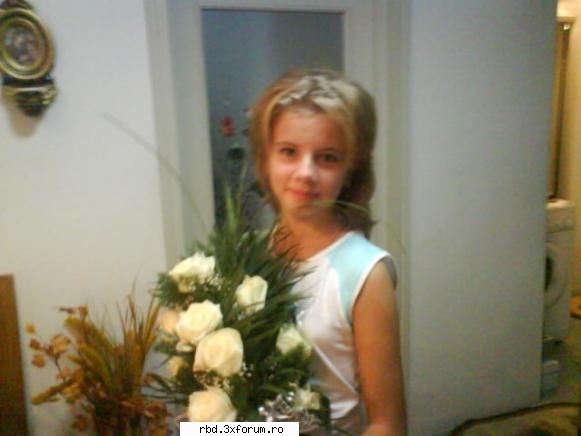 deci eram mireasa :rotfl:  :rotfl: poze cu noi