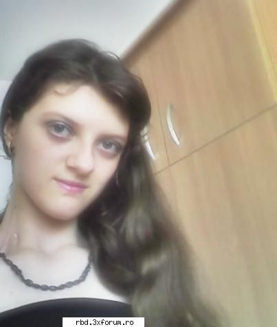 eshti o poze cu noi