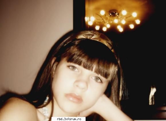 esa soy yo  :zzz: sper sa va plak poze cu noi