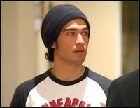 poncho vine in suf : doar ea ...  :rotfl:  rbd:la familia game