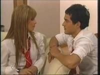 poncho : n'are voie omu sa vb cu hermanita ?  ce'ti pasa de lome ?    :rolleyes: rbd:la familia