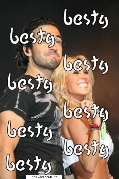 poncho  :rotfl:  : hermanita exageram   :rotfl:   rbd:la familia game