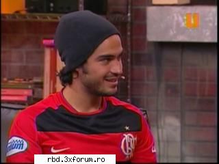poncho : a tipat la mn sau mi s-a parut ?  :uimit:   :rotfl:  rbd:la familia game