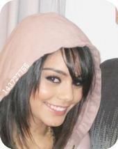 Vanessa Hudgens - ar trebui s asc nijte mel c are o voce d inger - Muzica